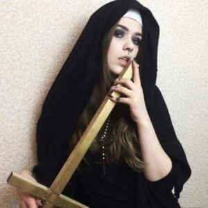 Meet your Posher, Stevie